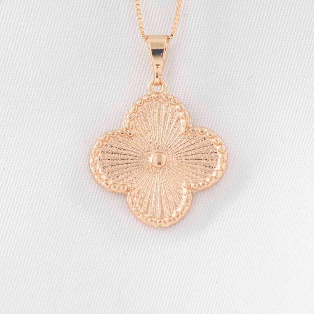 DIJE VAN CLEEF DORADO