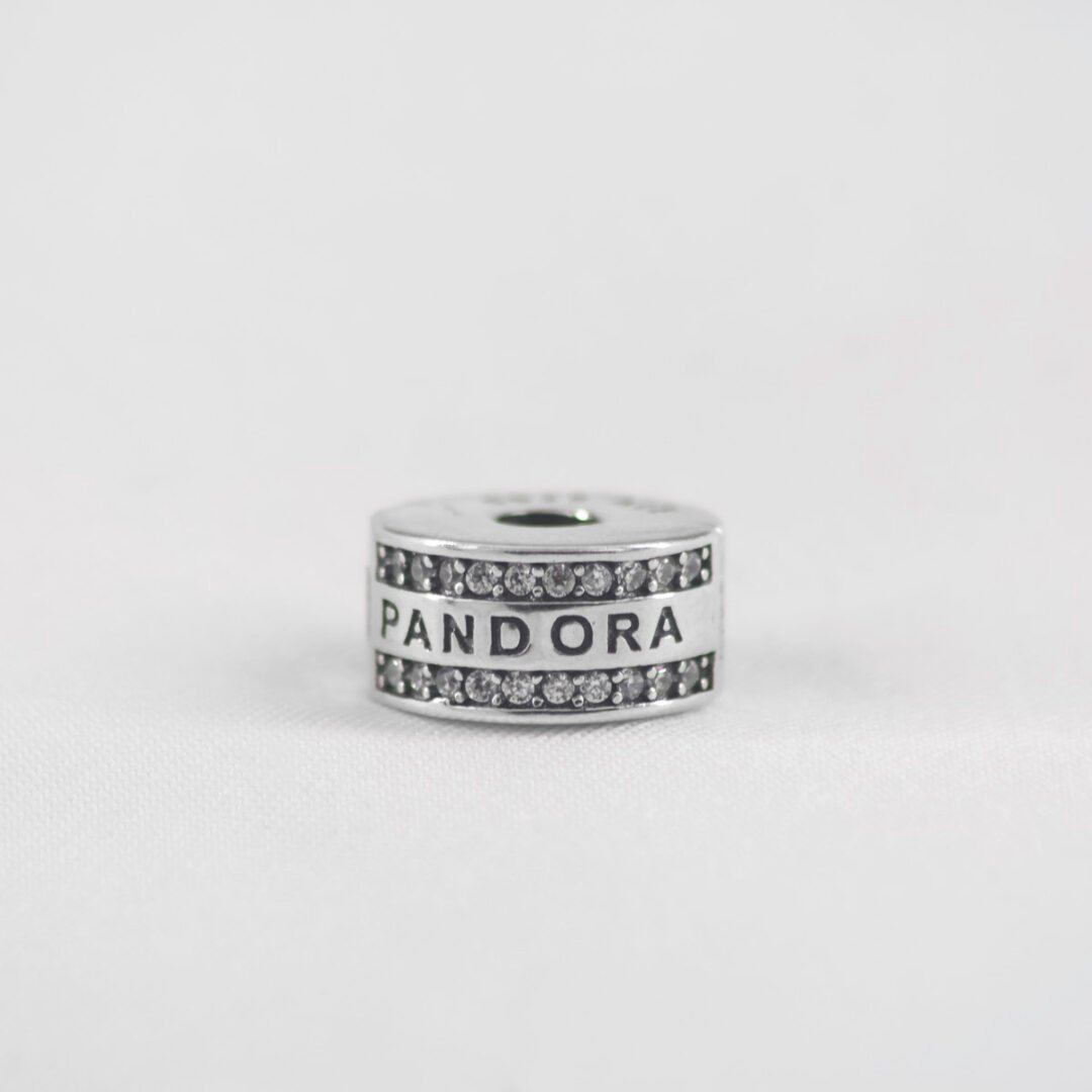 CHARM SUJETADOR TAMBOR CIRCONES