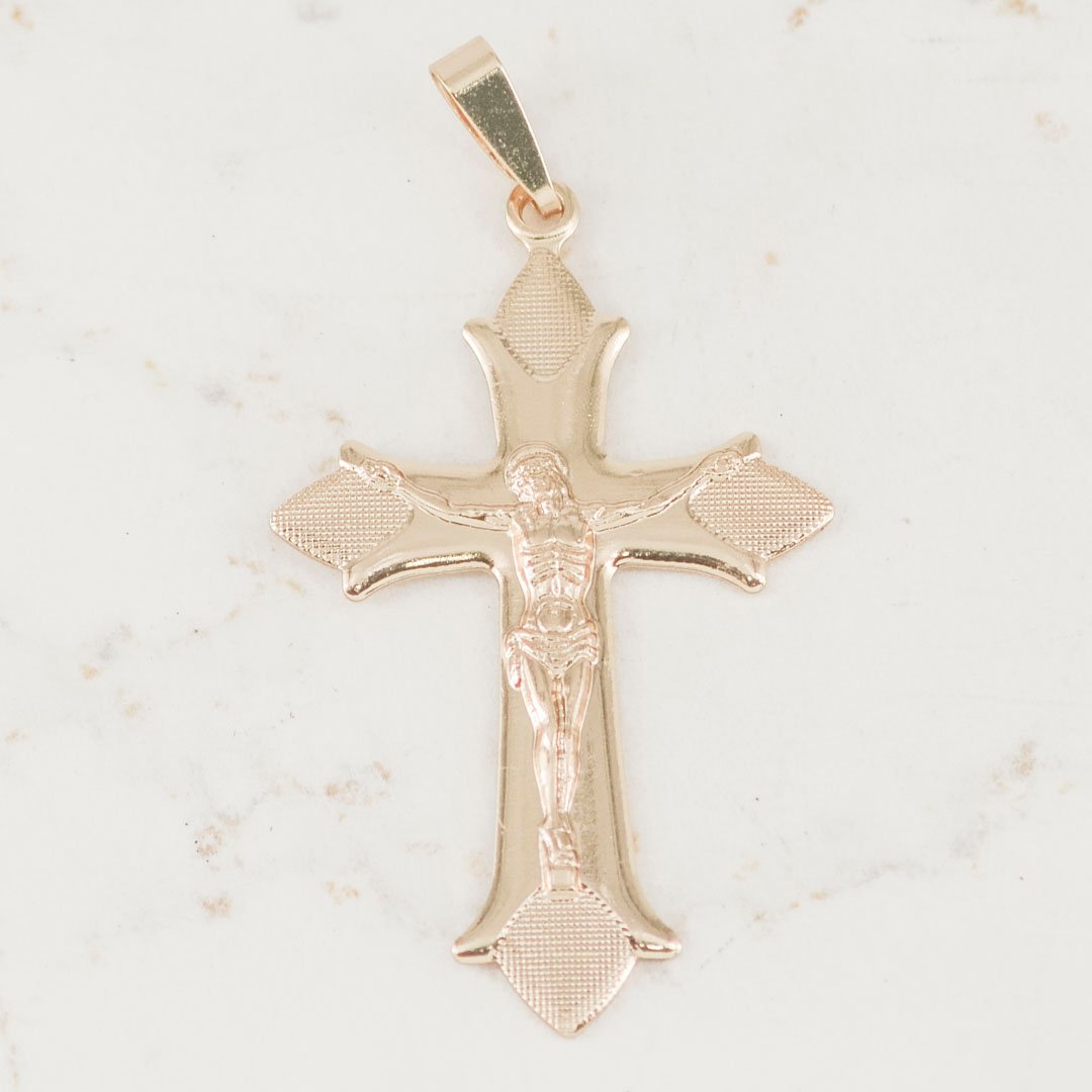 DIJE CRUCIFIJO PUNTAS TALLADAS